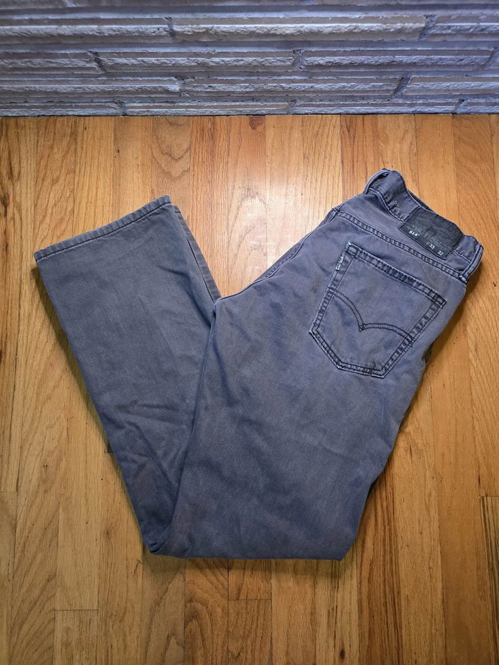 Levi's 514 Straight Fit Jeans Men's 33x32 Gray Garment Dyed Denim Pants